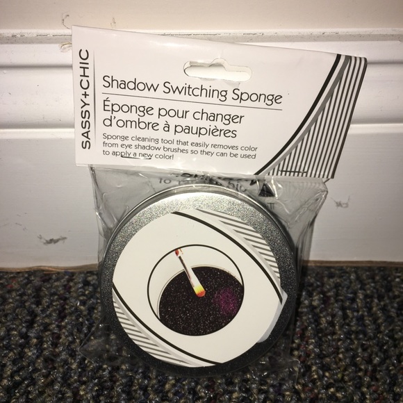 💥Eyeshadow sponge cleaner💥 - Picture 3 of 5